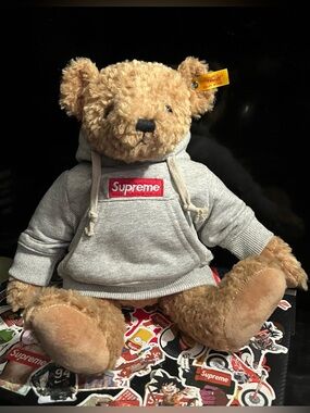 Supreme x Steiff Bear
